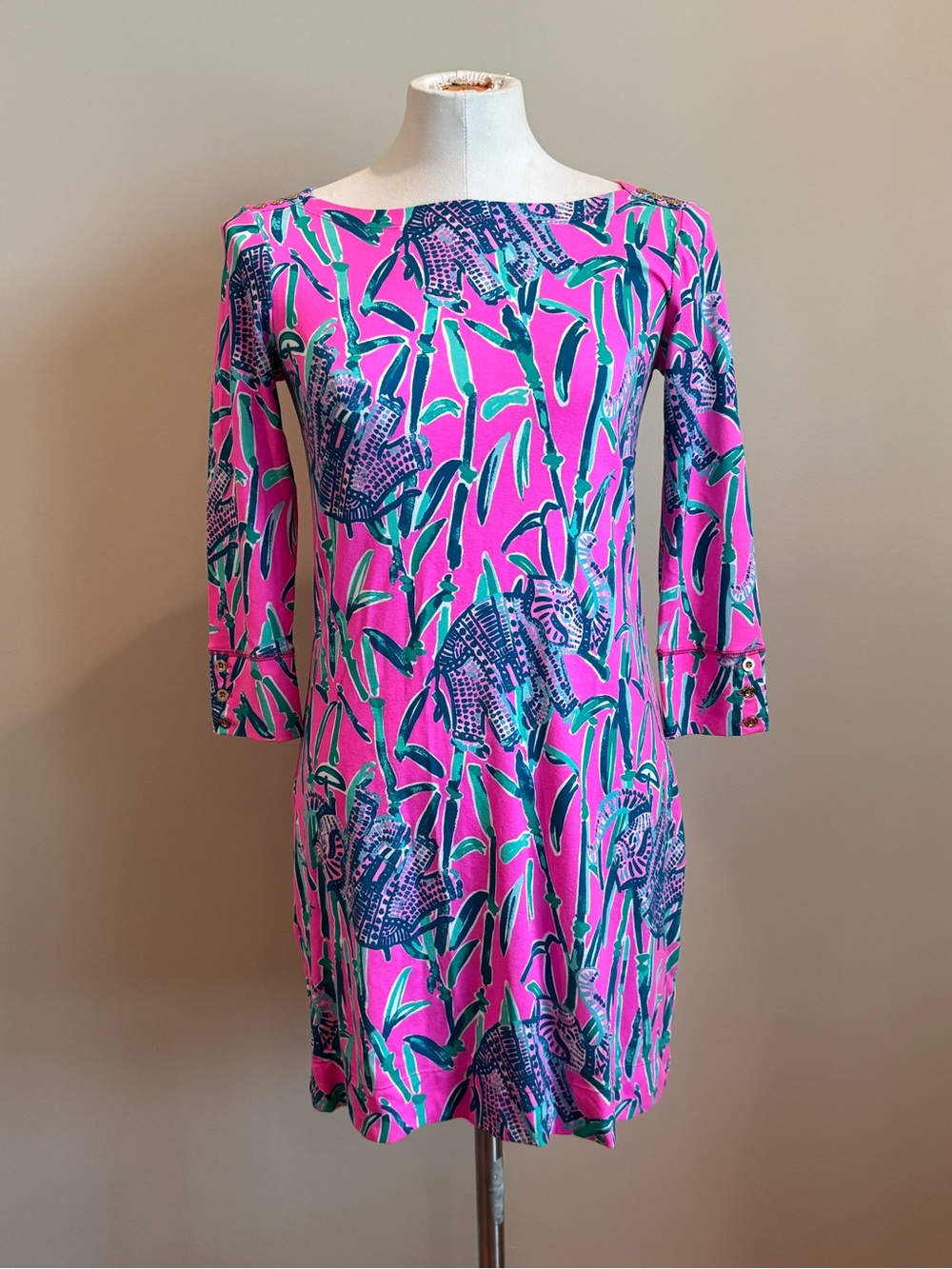 EUC Lilly Pulitzer Sophie Knit Dress Pink Elephant Trunk Bamboo w/ Gold Button S